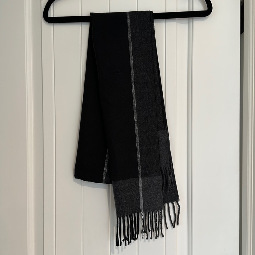 Stewart of Scotland Black and Gray Scarf